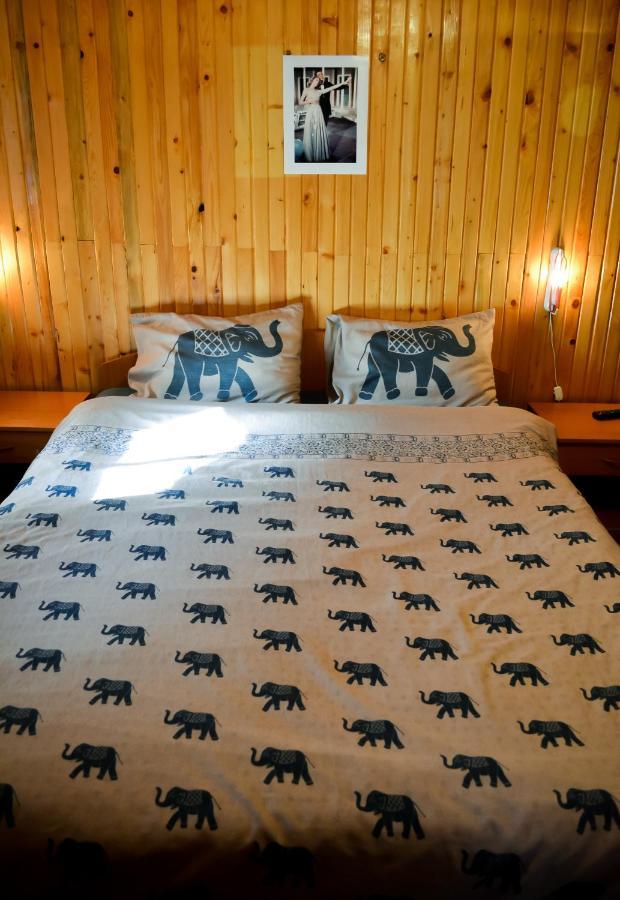 Grandpa'S Hidden Crib, 6 Bedroom, Pet Friendly Sinaia Extérieur photo