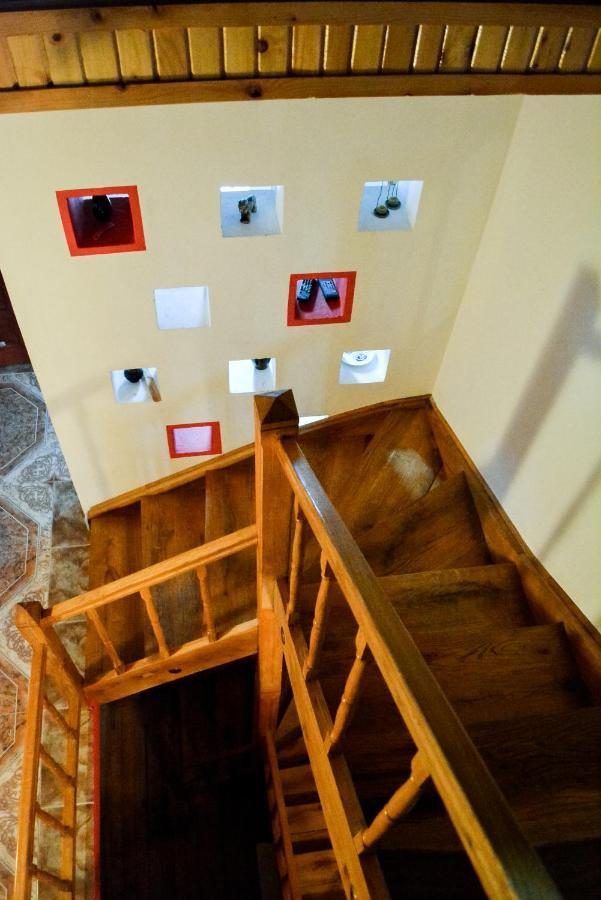 Grandpa'S Hidden Crib, 6 Bedroom, Pet Friendly Sinaia Extérieur photo