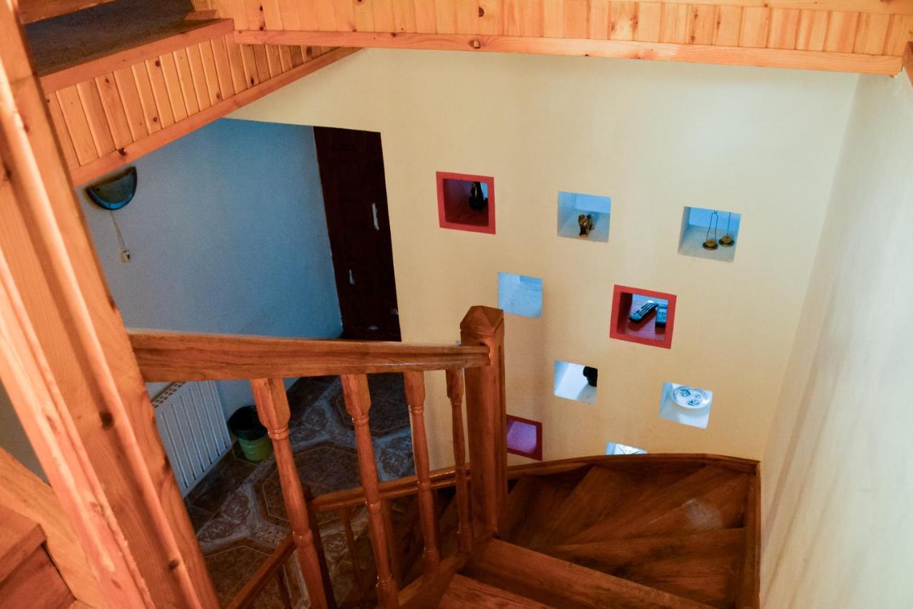 Grandpa'S Hidden Crib, 6 Bedroom, Pet Friendly Sinaia Extérieur photo